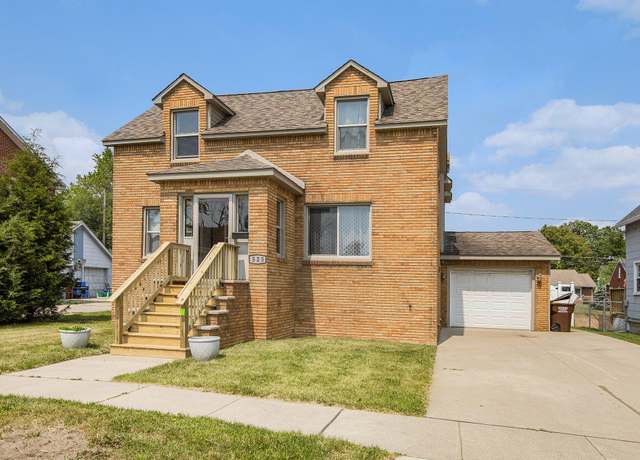 Property at 525 Riverview Ave, Monroe, MI 48162, 3 beds, 2 baths
