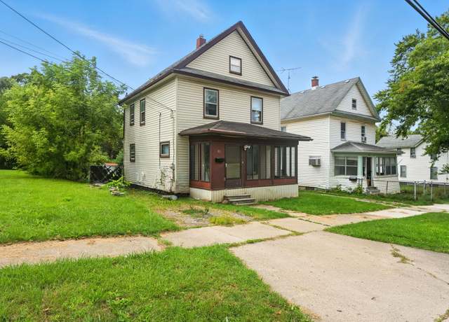 Property at 80 Oakhill St, Pontiac, MI 48342, 3 beds, 1 bath