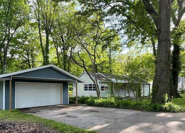 Property at 6820 Cherry St, Coloma, MI 49038, 3 beds, 1 bath
