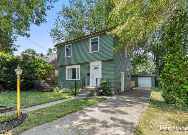 Property at 1513 Sylvan Ave SE, Grand Rapids, MI 49506, 3 beds, 2.5 baths