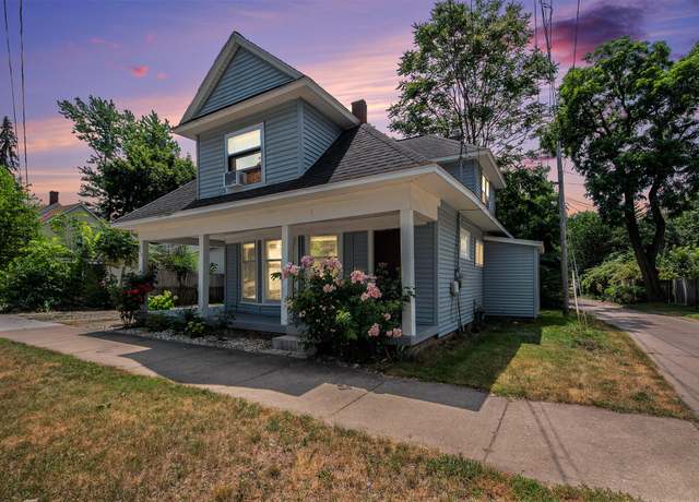 Property at 814 12th St NW, Grand Rapids, MI 49504, 4 beds, 2 baths
