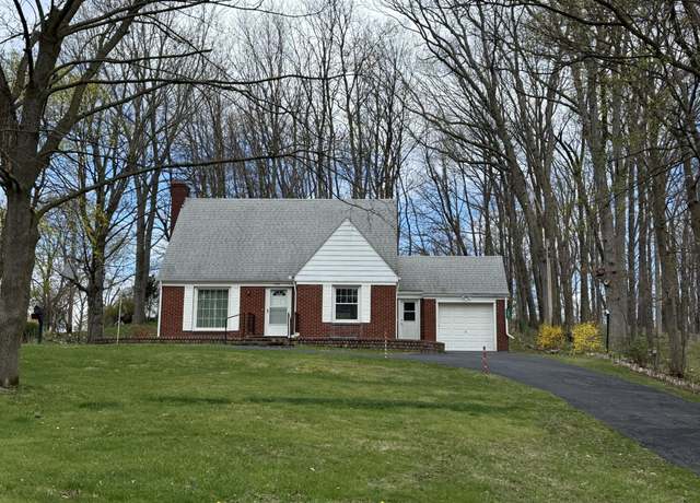 Property at 203 W Bacon St, Hillsdale, MI 49242, 3 beds, 3 baths