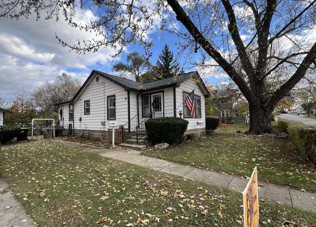 Property at 862 Melrose St, Pontiac, MI 48340, 3 beds, 1.5 baths