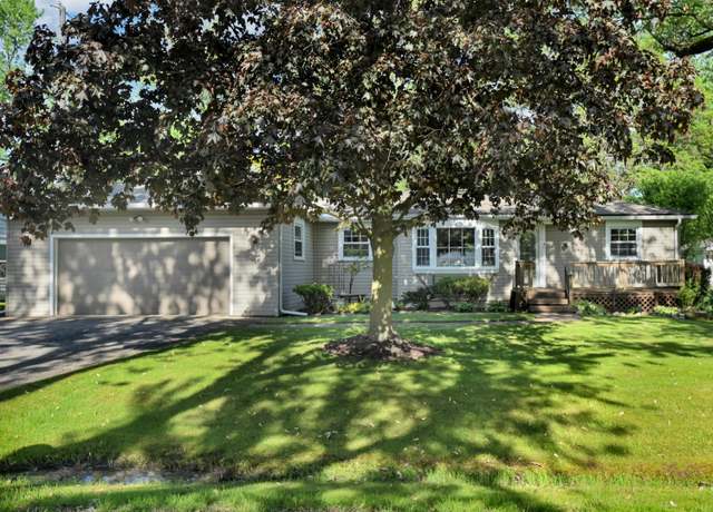Property at 21784 Ruth Street St, Farmington Hills, MI 48336, 2 beds, 2 baths