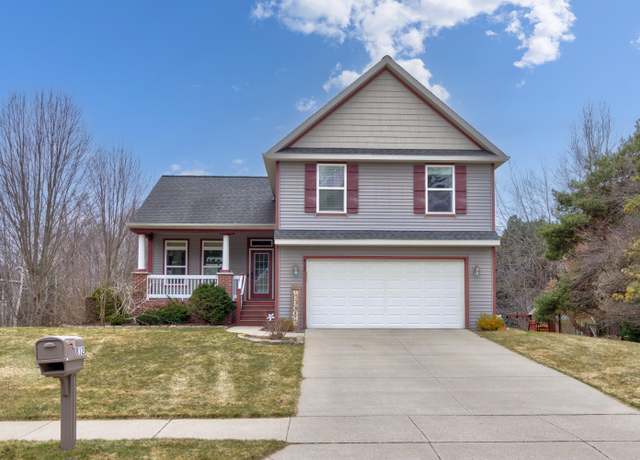 Property at 812 Ashlee Dr, Norton Shores, MI 49441, 4 beds, 3.5 baths