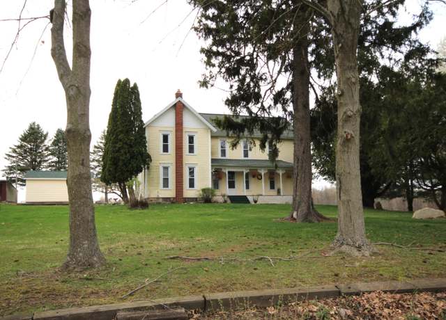 Property at 15388 S 46th St, Fulton, MI 49052, 4 beds, 2.5 baths