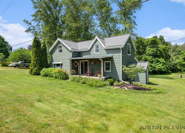 Property at 8277 Alpine Ave NW, Sparta, MI 49345, 3 beds, 1 bath