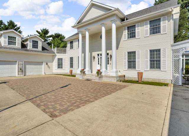 Property at 6800 Wheaton Rd, Jackson, MI 49201, 3 beds, 2.5 baths