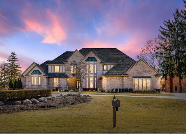 Property at 1265 Water Cliff Dr, Bloomfield Hills, MI 48302, 5 beds, 5 baths