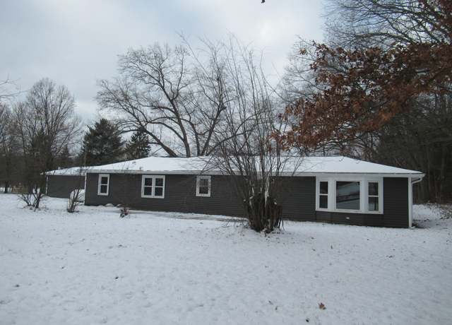 Property at 11160 Moscow Rd, Jonesville, MI 49250, 3 beds, 1.5 baths
