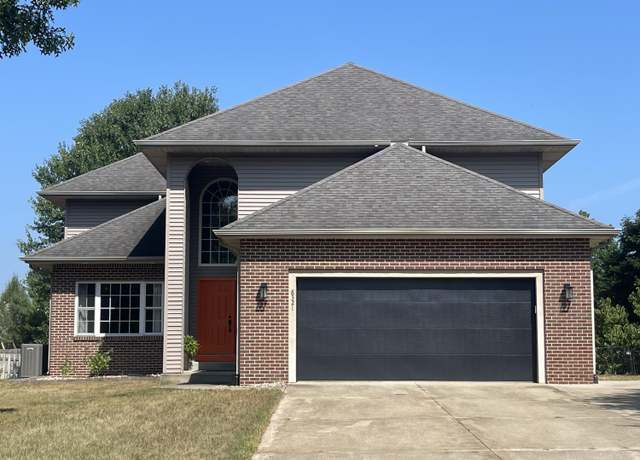 Property at 8321 Leelanau St, Kalamazoo, MI 49009, 4 beds, 2.5 baths