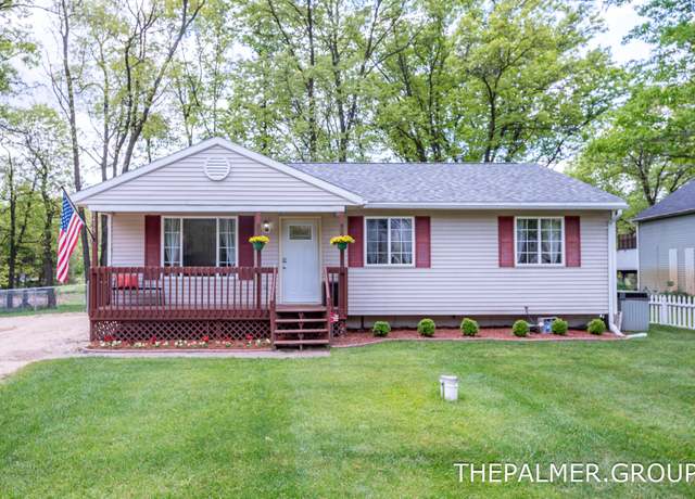 Property at 8453 Cochise Dr, Howard City, MI 49329, 3 beds, 1 bath
