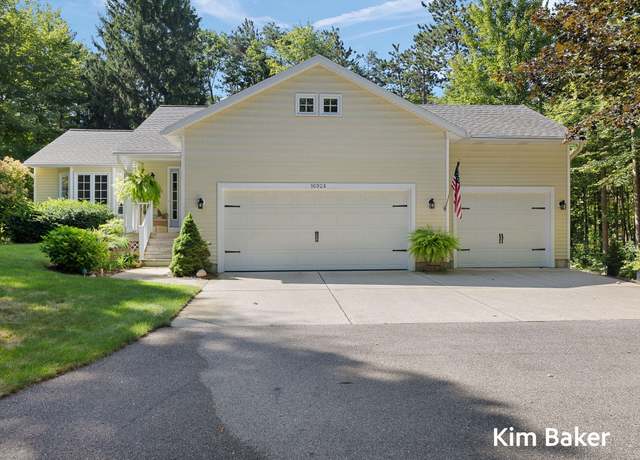 Property at 16924 Buchanan St, Grand Haven, MI 49417, 4 beds, 2 baths
