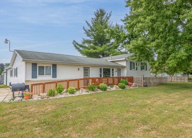 Property at 20461 Spruce Rd, Big Rapids, MI 49307, 8 beds, 2.5 baths