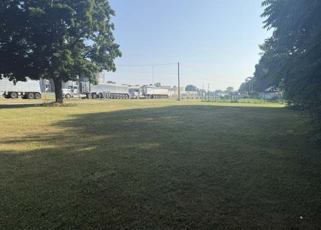 Property at E Beers St, Decatur, MI 49045