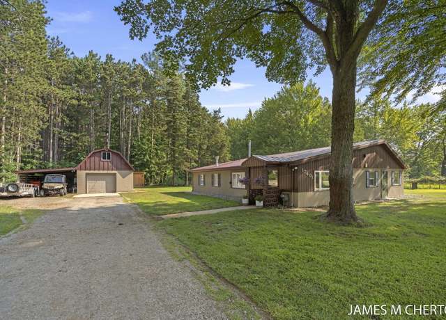 Property at 17401 Taft Rd, Spring Lake, MI 49456, 3 beds, 1 bath