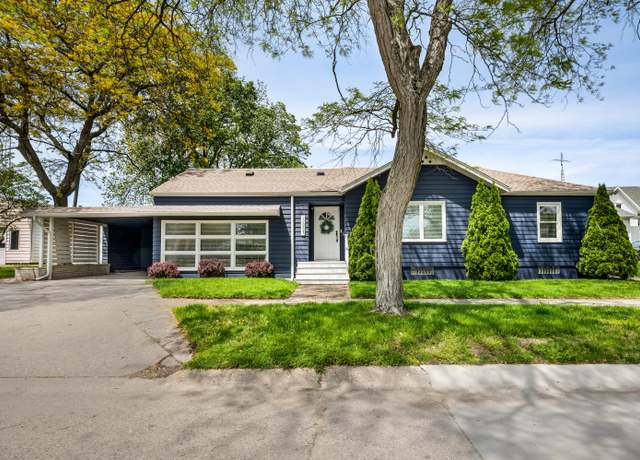 Property at 1223 Mohawk Ln, St. Joseph, MI 49085, 3 beds, 1 bath
