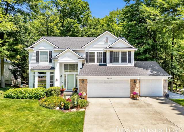 Property at 13400 Ravine View Dr, Grand Haven, MI 49417, 5 beds, 3.5 baths