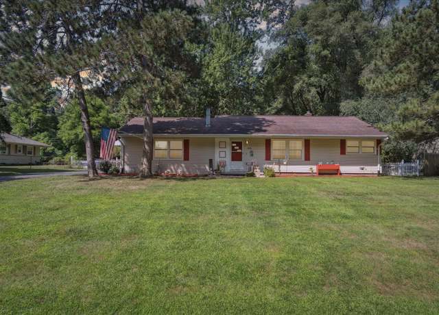 Property at 4246 Huntington Dr, Jackson, MI 49203, 4 beds, 1 bath