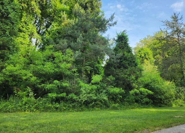 Property at 6591 Phoenix Ct SE, Alto, MI 49302