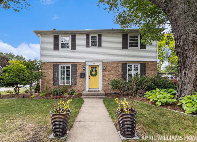 Property at 740 Van Raalte Ave, Holland, MI 49423, 5 beds, 2.5 baths