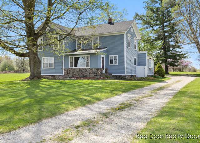 Property at 9300 92nd St SE, Alto, MI 49302, 4 beds, 2 baths