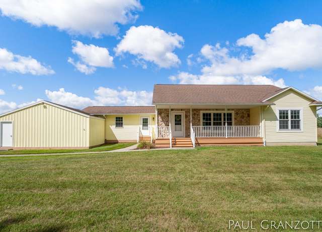 Property at 5645 Stimpson Rd, Middleville, MI 49333, 4 beds, 2.5 baths