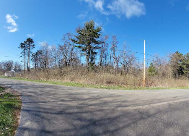 Property at 255 Collins Ave, Benton Harbor, MI 49022