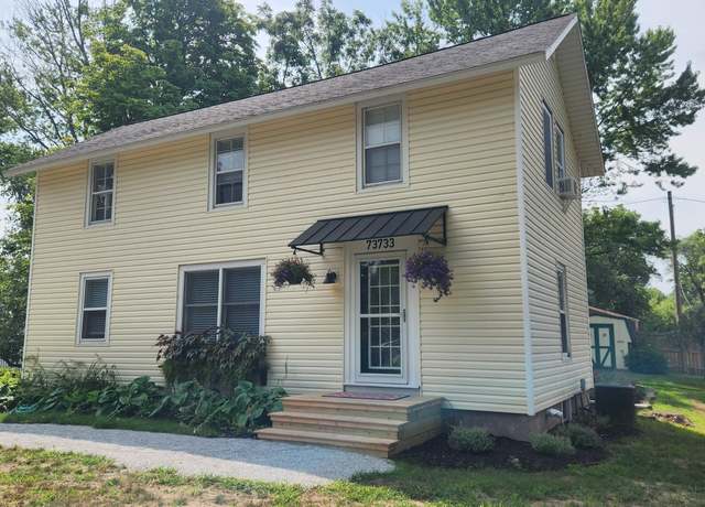 Property at 73733 Superior St, South Haven, MI 49090, 5 beds, 2 baths