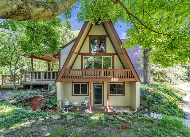 Property at 2160 E Delhi Rd, Ann Arbor, MI 48103, 4 beds, 3 baths
