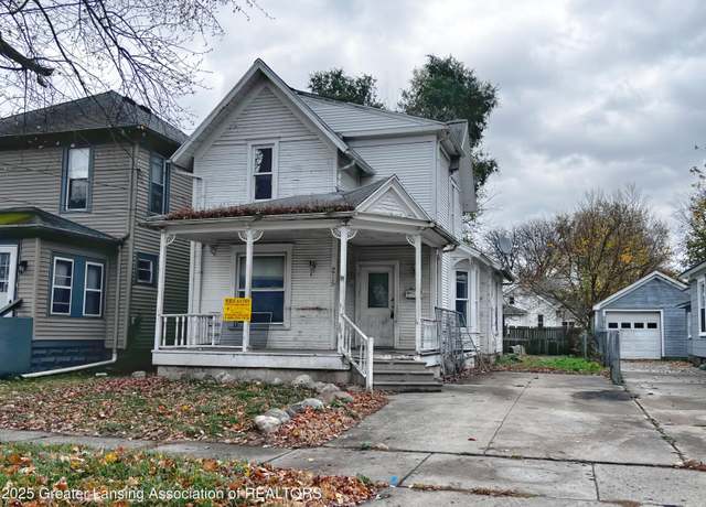 Property at 215 N Pleasant St, Jackson, MI 49202, 3 beds