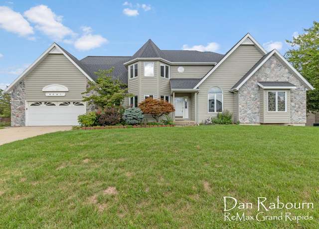 Property at 5391 Ticonderoga Dr SE, Kentwood, MI 49508, 4 beds, 4.5 baths