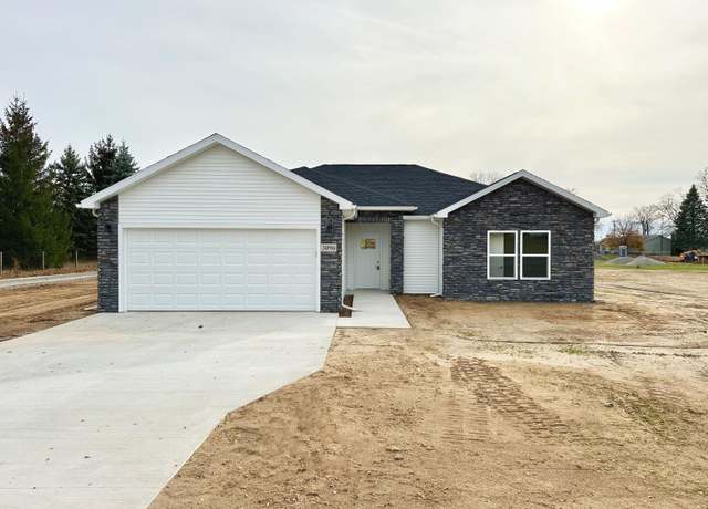 Property at 2020 Green Acres Dr, Adrian, MI 49221, 3 beds, 2 baths