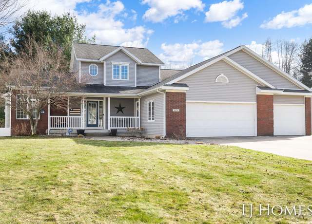 Property at 4690 Pine Oak Ct, Hudsonville, MI 49426, 4 beds, 3.5 baths