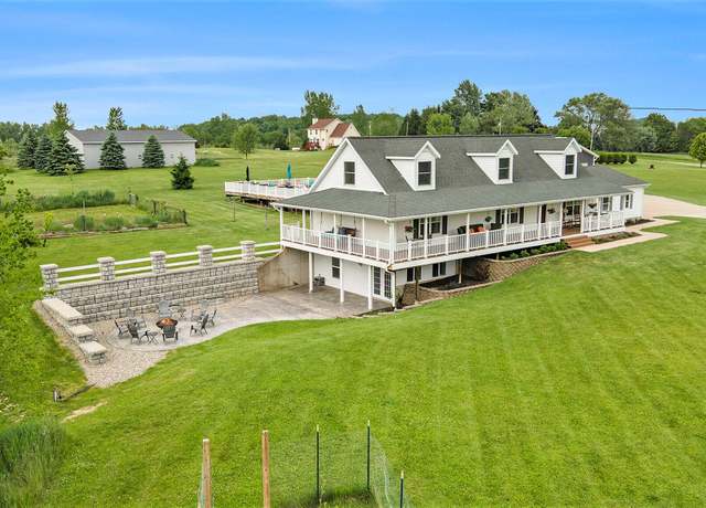 Property at 9575 52nd St SE, Alto, MI 49302, 4 beds, 3.5 baths