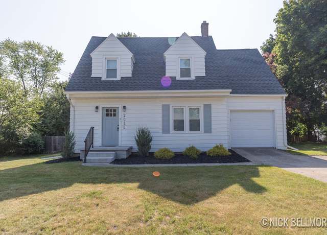 Property at 2036 Dawson Ave NE, Grand Rapids, MI 49505, 3 beds, 1.5 baths