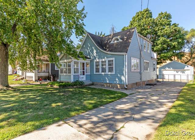 Property at 1747 Martindale Ave SW, Wyoming, MI 49509, 4 beds, 2 baths