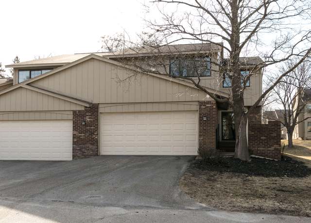 Property at 4251 Foxpointe Dr, West Bloomfield, MI 48323, 3 beds, 3 baths