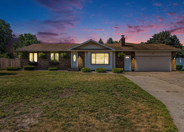 Property at 10850 Rajah Dr, Zeeland, MI 49464, 4 beds, 3 baths