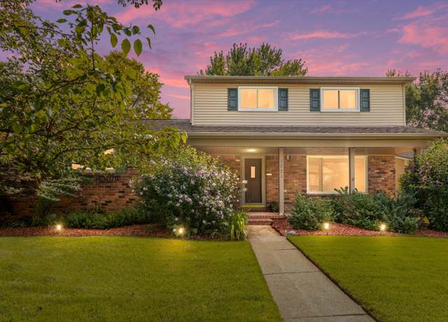 Property at 1921 Bellingham St, Canton, MI 48188, 3 beds, 1.5 baths