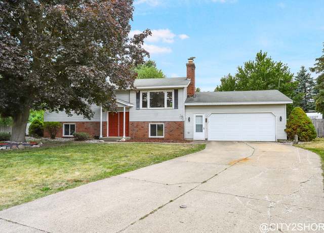 Property at 7183 Cromwell Dr, Jenison, MI 49428, 4 beds, 2 baths