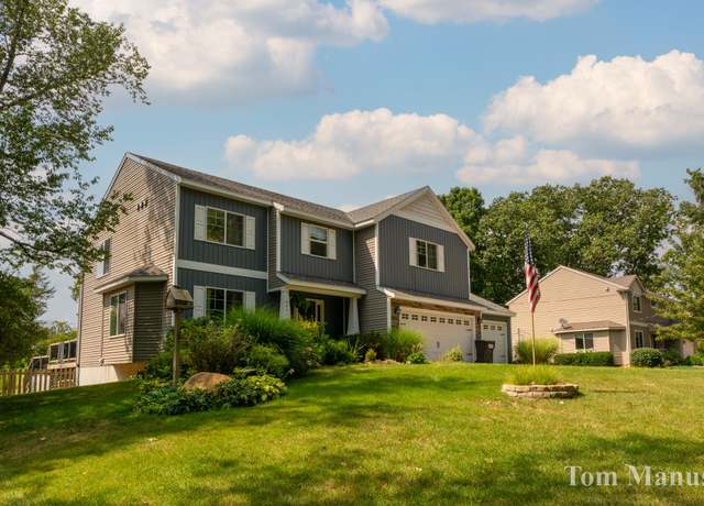 Property at 8471 45th St SE, Ada, MI 49301, 5 beds, 3.5 baths