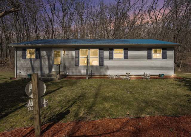 Property at 8260 Palmer Rd, Belding, MI 48809, 3 beds, 3 baths