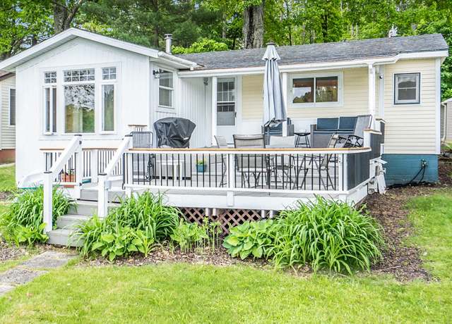Property at 6026 Keeney Rd, Six Lakes, MI 48886, 2 beds, 1 bath