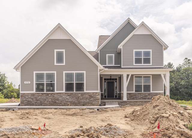 Property at 572 W Lincolnshire Ct #9, Saline, MI 48176, 3 beds, 2.5 baths