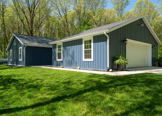 Property at 66464 26th St, Lawton, MI 49065, 3 beds, 2 baths