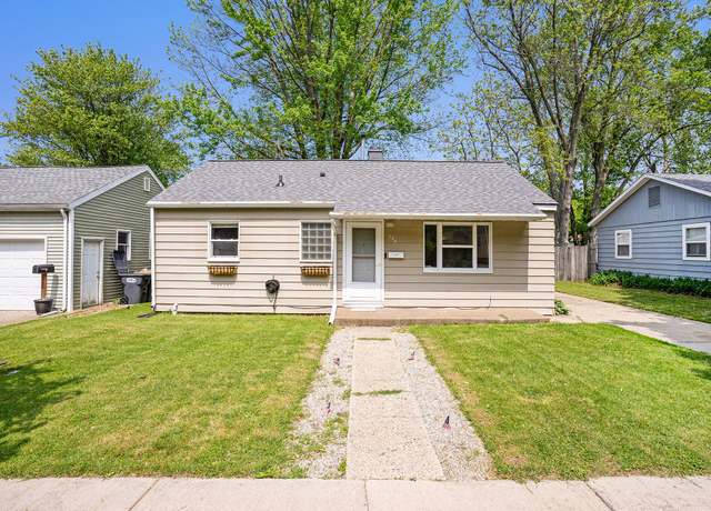 Property at 734 Hiways Ave, South Haven, MI 49090, 2 beds, 1 bath