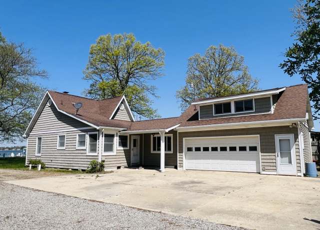 Property at 599 Lake Dr, Coldwater, MI 49036, 4 beds, 2 baths