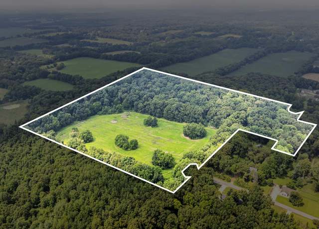 Property at 2500 Maulelane Dr, Jackson, MI 49201