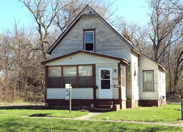 Property at 1105 Pringle Ave Ave, Jackson, MI 49203, 3 beds, 1 bath